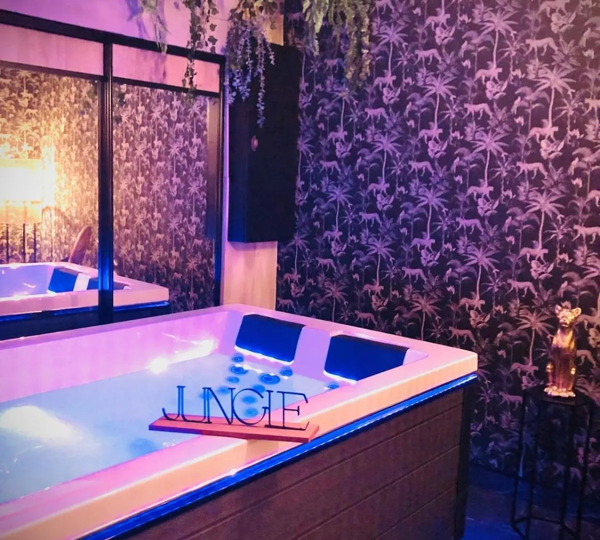 L'Or Du Temps, Romantic Getaway, Private Jacuzzi Lancon-Provence Holiday home